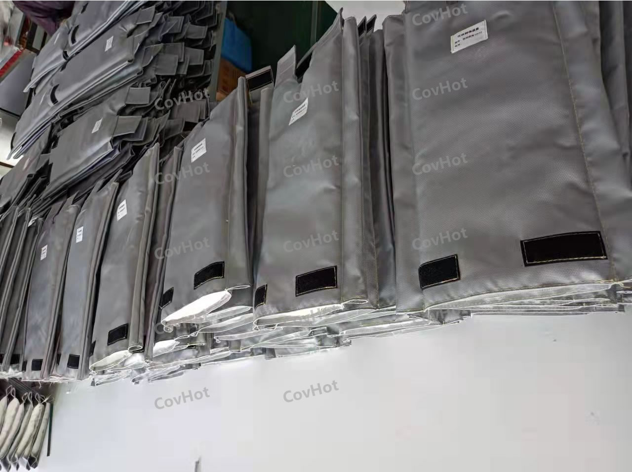 <a href=http://m.siweitape.com.cn/e/tags/?tagname=%E5%B7%A5%E4%B8%9A%E4%BF%9D%E6%B8%A9%E8%A1%A3 target=_blank class=infotextkey>工業(yè)<a href=http://m.siweitape.com.cn/e/tags/?tagname=%E4%BF%9D%E6%B8%A9%E8%A1%A3 target=_blank class=infotextkey>保溫衣</a></a>生產(chǎn)廠家